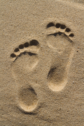 Single footprints in sand